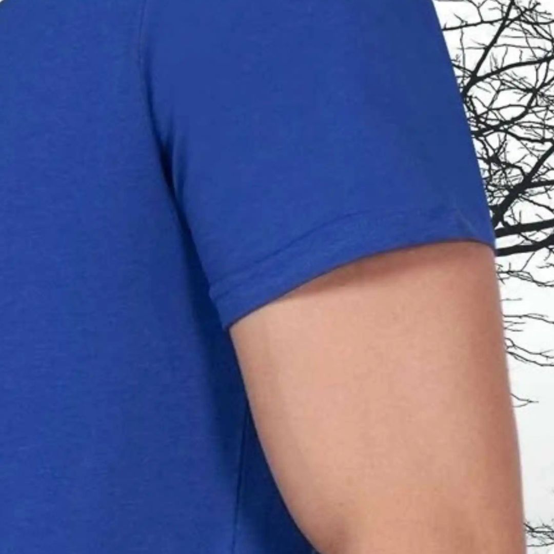 Benetton Men’s Royal Blue 100% Cotton Round Neck T-Shirt - product image 3