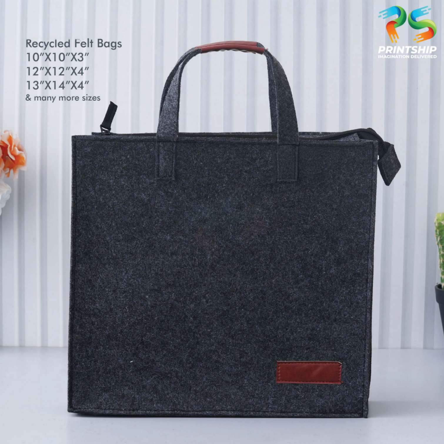 Black Recycled Felt Hand Bag (Medium) - product image 4