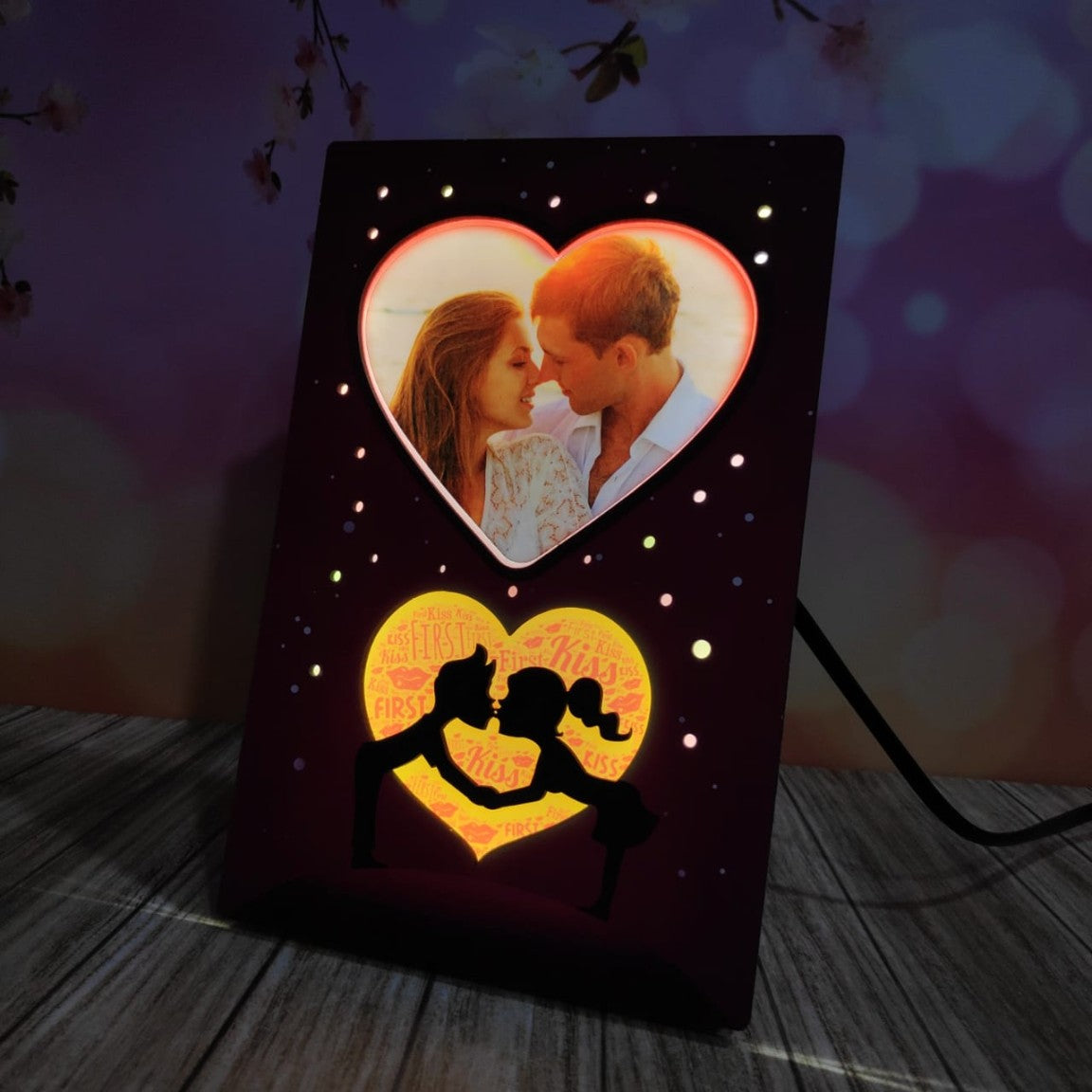 LED Table Stand - First Kiss - product image 3
