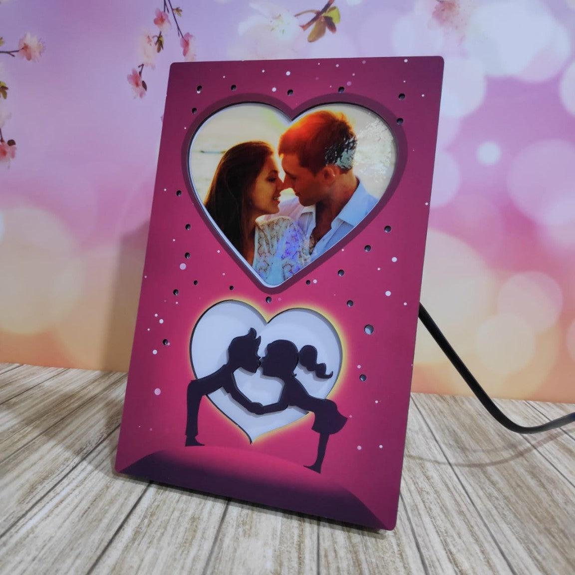 LED Table Stand - First Kiss - product image 2