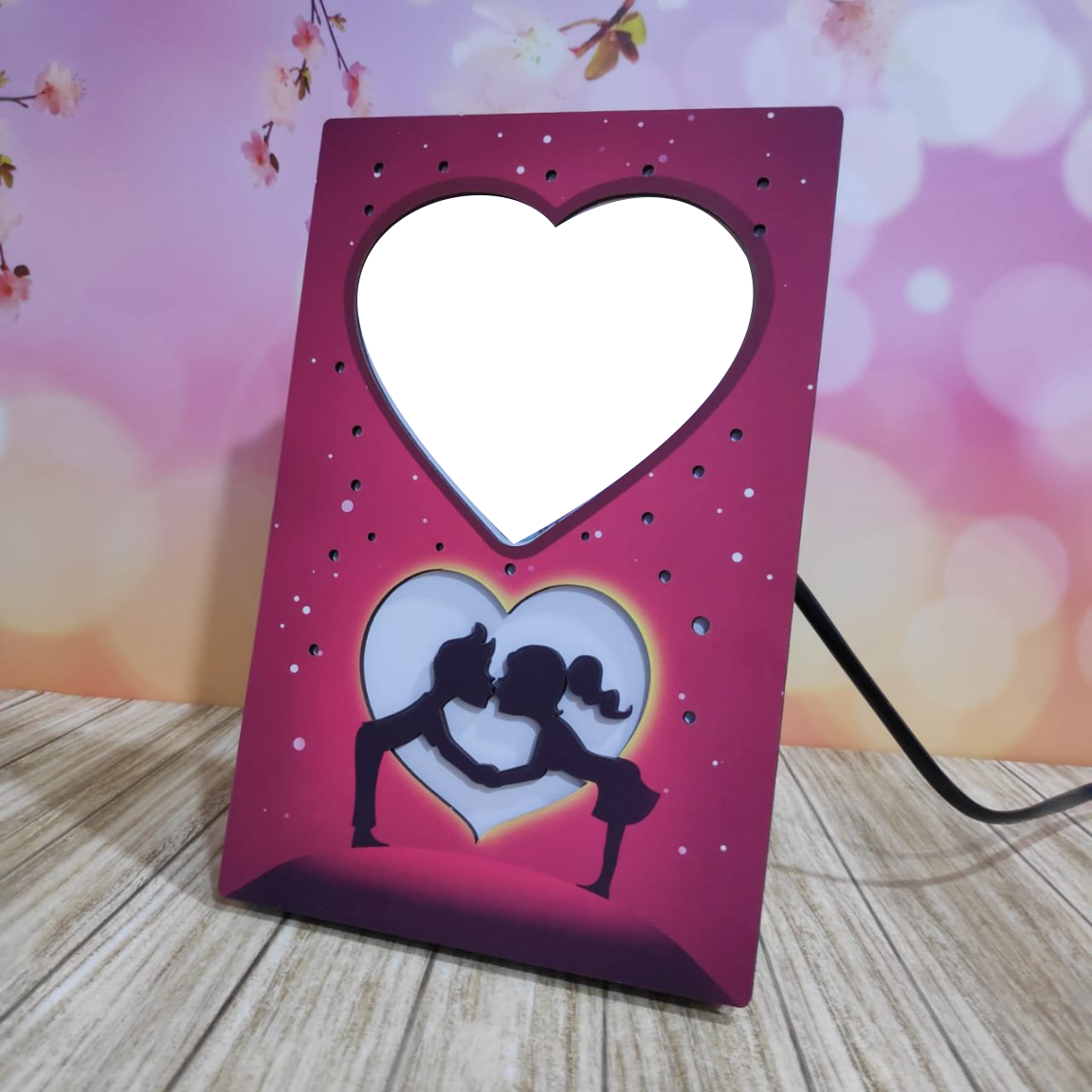 LED Table Stand - First Kiss - product image 5