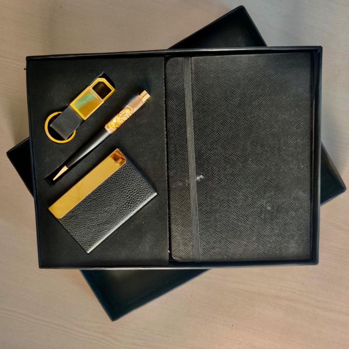 Employee Welcome Kit Set of 4_Black Color - corporate gift by YuBingo