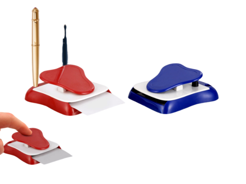 Club Shape Single Paper Dispenser - corporate gift by YuBingo