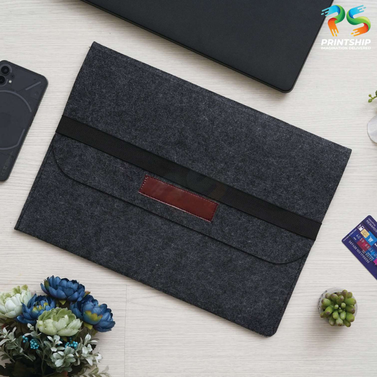 Black Recycled Felt Laptop Sleeve - 15.6 Inch - corporate gift by YuBingo