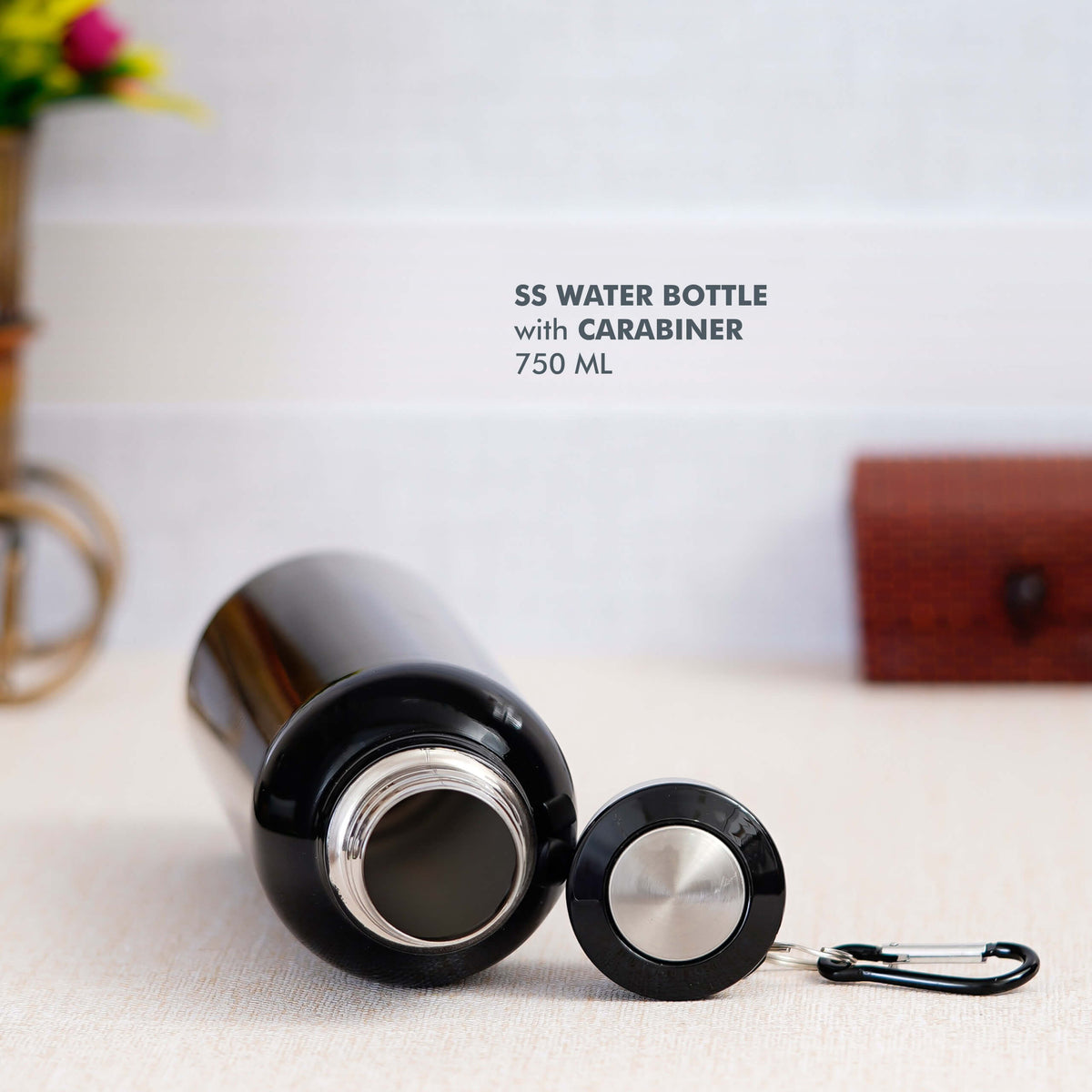 Customizable Black Stainless Steel Bottle with Carabiner - 750 ML - product image 2