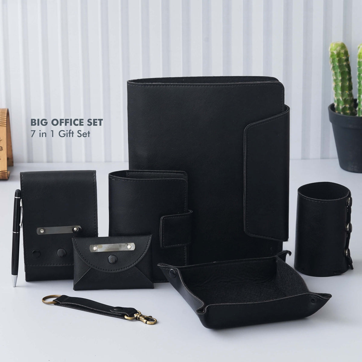 Customizable 7-in-1 Office Gift Set - Vegan Leather - corporate gift by YuBingo