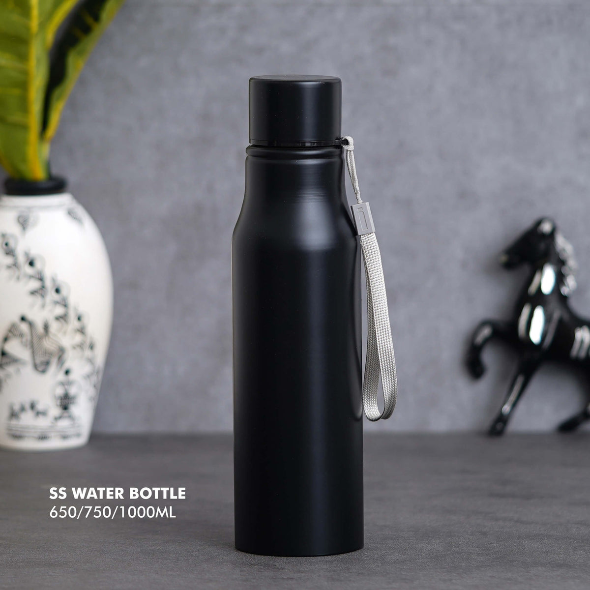 Customizable Black Stainless Steel Bottle - 650 ML - product image 2